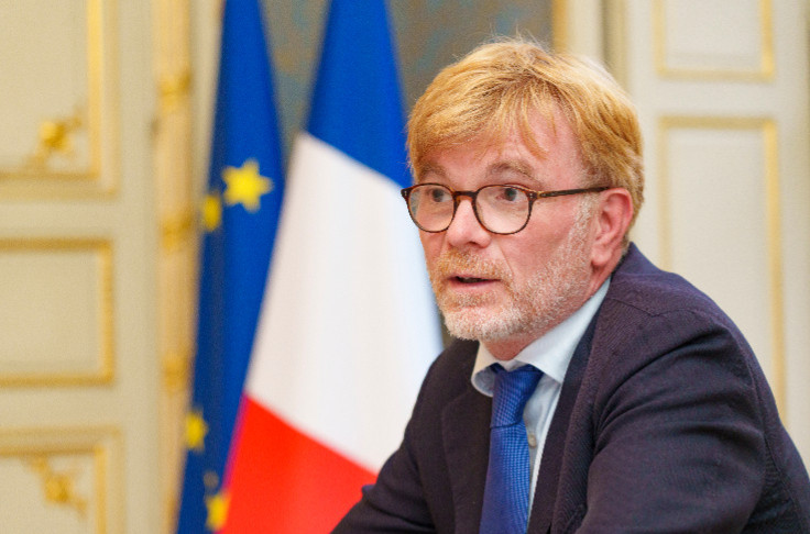 Réélu, le ministre de l’Agriculture reste sur un strapontin et la filière vin en quête de soutien