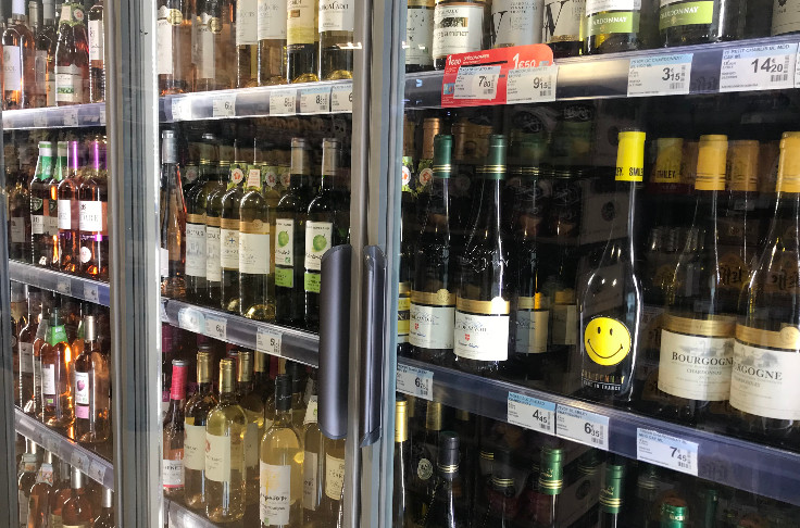 Les acheteurs de vins blancs consomment deux fois moins que ceux de vins rouges