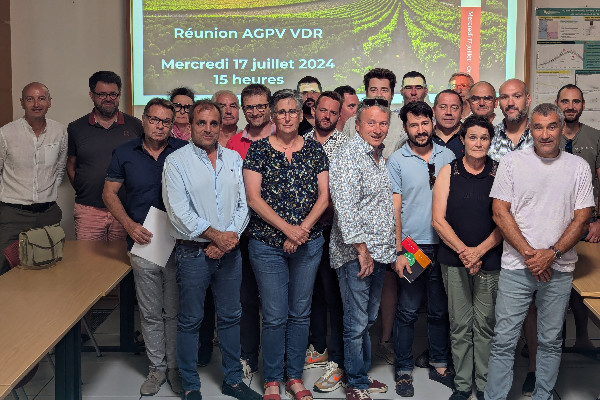 Viticulture unie pour être garde Côtes-du-Rhône