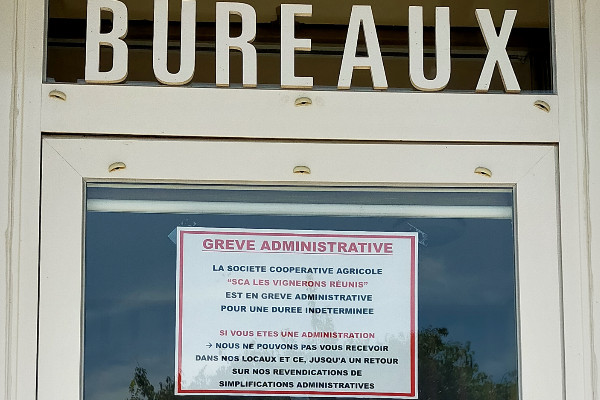 Grève administrative illimitée pour 27 caves coopératives