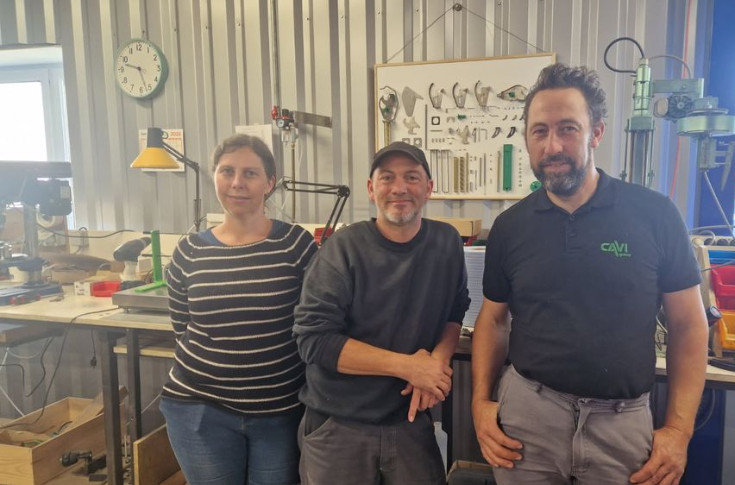 CAVI Group rachète la pince lieuse viticole Ligatex pour doubler sa production