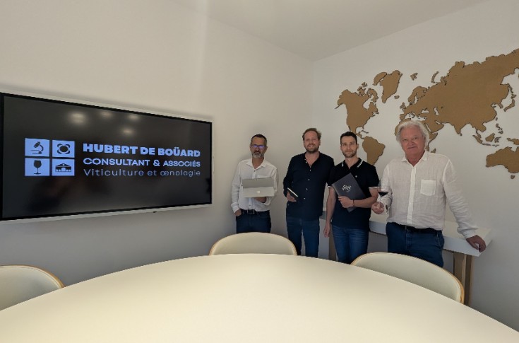 Hubert de Boüard Consultant & Associés remplace Oeno-Lab