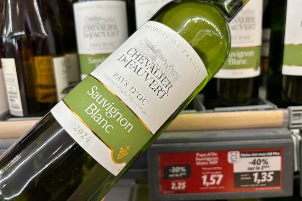 Lidl maintient à 1,35 € le vin de Pays d’Oc, acheté 'au prix de marché' précise Advini qui n’est 'pas maitre des marges de revente et des promotions pratiquées'