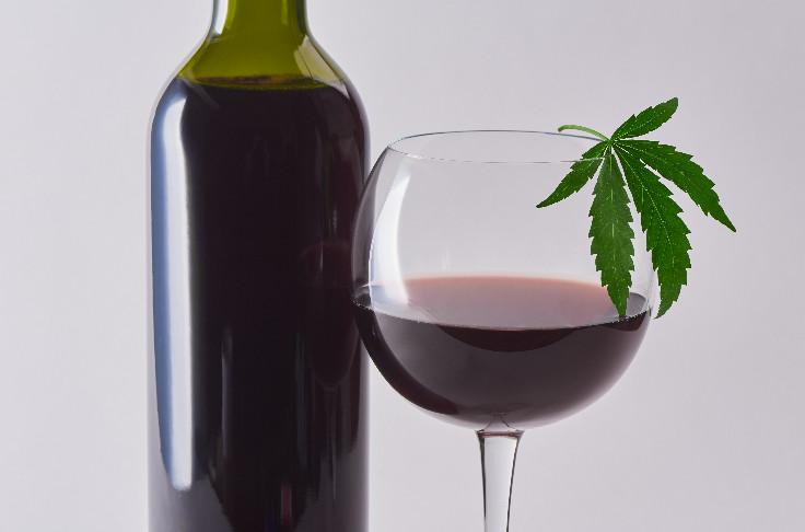 Un pétard meilleur pour la santé que le pinard pour les jeunes américains