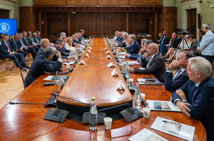 L'Italie en crise vitivinicole : syndicats et gouvernement à la recherche de solutions