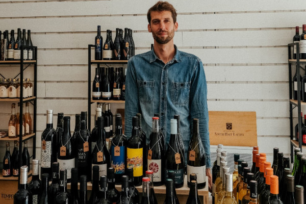 Bordeaux wine merchant aims to reconcile locals with their own wines: “People have almost forgotten they have real gems all around them”