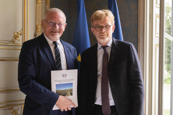 L’idée de défiscaliser la transmission viticole familiale 'ne reste pas lettre morte'