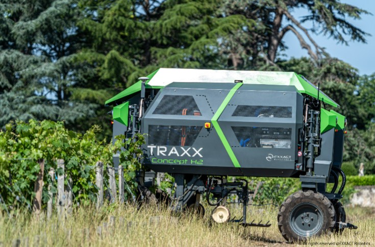 Traxx Concept H2 le tracteur à hydrogène roule à l’essai en parcelle de vigne
