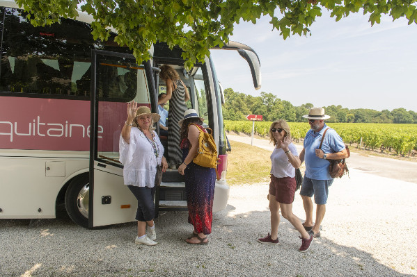 À Bordeaux les visites de la vigne croissent plus que celle de la ville