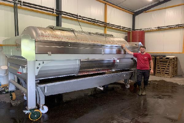 Prix imbattables, fonctionnels, faciles à nettoyer... les pressoirs slovènes séduisent les vignerons