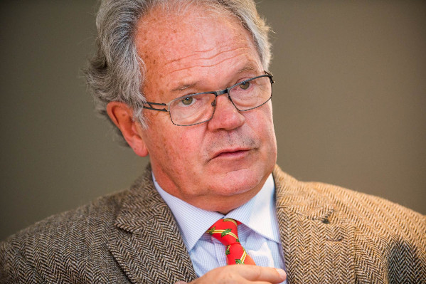 Le négoce bordelais mobilisé pour vendre des vins étrangers ? 'C’est scandaleux' pour Alain Raynaud