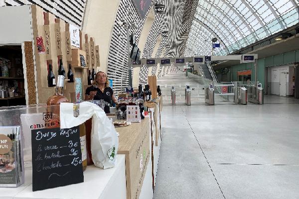 Le succès des ventes de vin en gare TGV