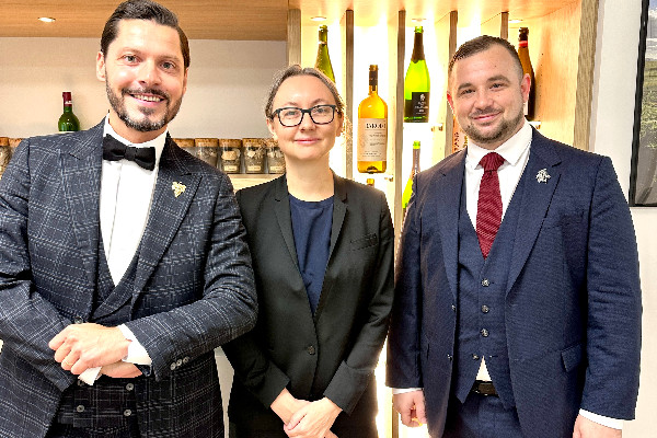 Pascaline Lepeltier en course pour le titre de meilleur sommelier du monde 2026