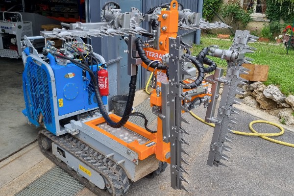 'L’argument économique n’est pas négligeable' Terral lance son écimeuse à section spéciale chenillard viticole