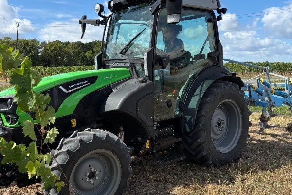 'Le top du confort' Test réussi pour le tracteur vigneron haut de gamme de Deutz-Fahr 