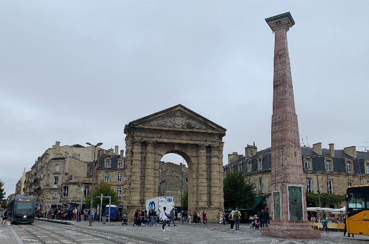 Colonne du vin ou du vain de Bordeaux ?