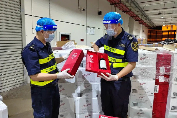 La Chine démantèle une contrebande de vin à 52,4 millions €