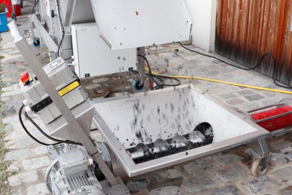 Un accident rappelle le danger des vis sans fin pendant les vinifications