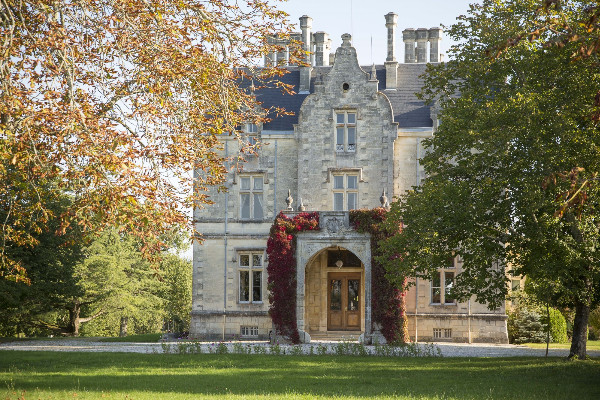 Penfolds double son vignoble médocain avec le château Lanessan