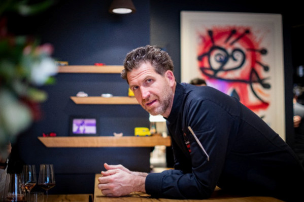 Le chef Alexandre Mazzia imagine un accord thés et champagnes 