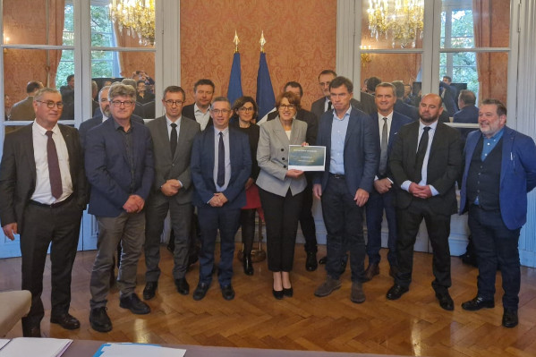 Allante, la ministre doit devenir aidante pour sauver la filière vin