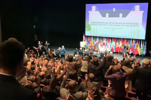 Un siège et un ban bourguignons pour l’ONU du vin