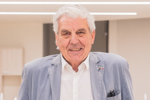 Sauver le vignoble ne coûte que +15 cents la bouteille de vin pour Jacques Gravegeal