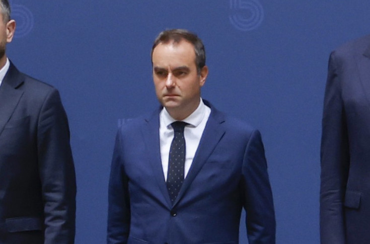 Sébastien Lecornu reste à Matignon où monte la pression des vignerons : 