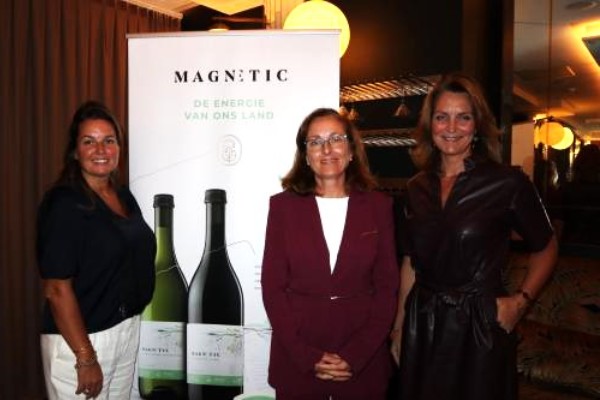 Bouteilles consignées et panneaux solaires : comment les vins Torres veulent être neutres en carbone d’ici 2040