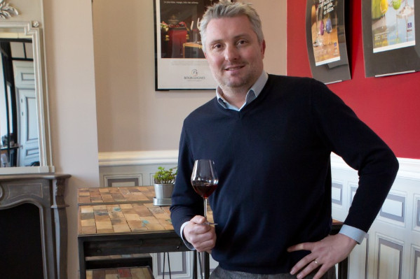 La Bourgogne, 'un vignoble fait de petites exploitations, où le négoce reste l’exception' ? Plus vraiment : 'l’économie s’est métamorphosée, il est temps d’en parler'