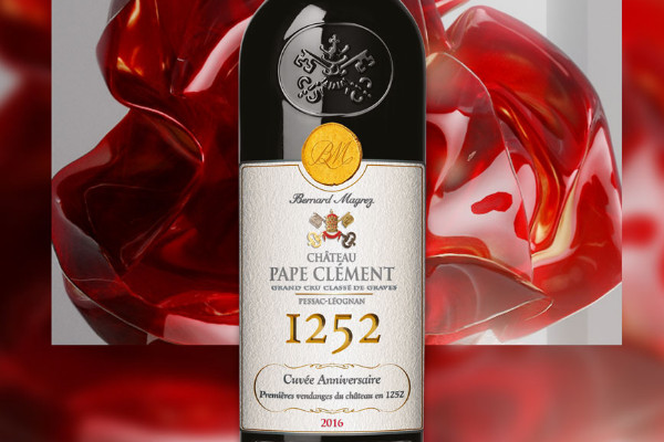 Bernard Magrez fait des NFT et de la blockchain des outils de club du vin