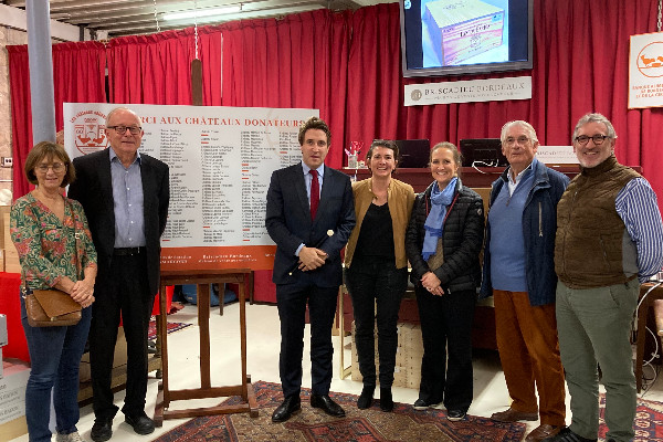 La banque alimentaire collecte 219 550 € grâce aux 'châteaux solidaires' de Bordeaux