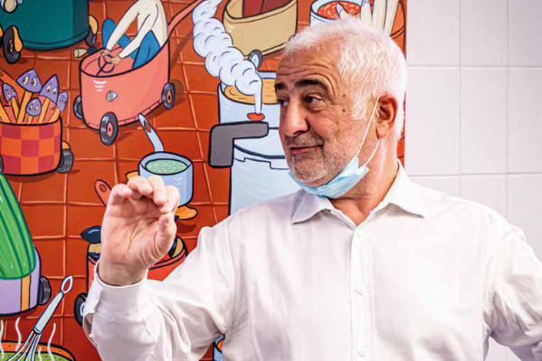 Le chef Guy Savoy met ses trois étoiles au service du quatrième salon Wine Paris & Vinexpo Paris