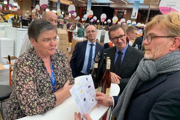 Sur l'arrachage, 'j’essaie de ne pas raconter de conneries' dit le ministre aux vignerons