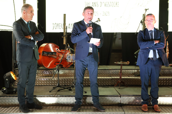 100 ans d'adaptation de la cave coopérative de l'Ormarine