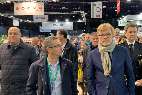 Marc Fesneau écoute et rassure la filière vin au Sitevi