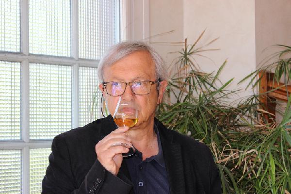 Trop de calcium dans les vins : les solutions pour éviter les précipitations