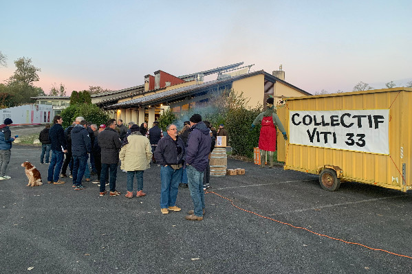 La manif vigneronne fait un vide, mais ne parle pas dans le bide