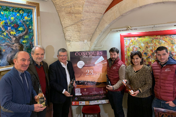 Médailles et tracteurs vignerons de sortie pour les Jeunes Agriculteurs du Gard