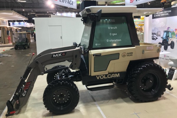 Volcam le nouveau tracteur électrique polyvalent de Sabi Agri