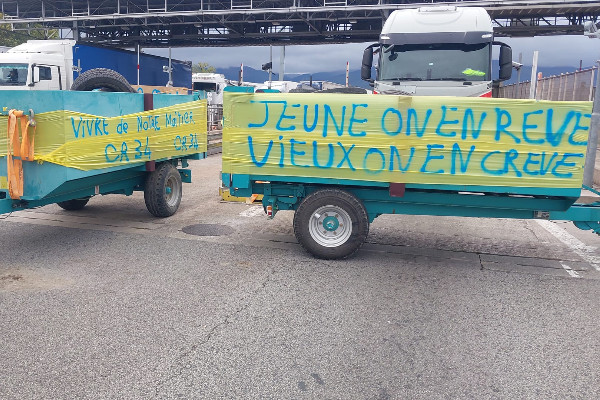 2 citernes de vins espagnols vidées pour demander +0,2 € par bouteille