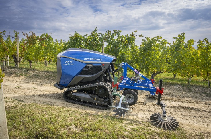 Robot viticole ou tracteur boîte vario ? New Holland sort les deux !