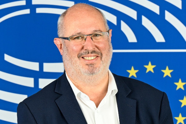 Le marché unique n’existe pas pour les vins : 'pour un viticulteur, exporter partout en Europe impose de connaitre les 26 autres régimes fiscaux, c'est ubuesque !'