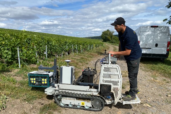 Une cartographie sanitaire des vignes embarquée avec Vitivisio
