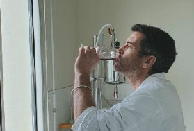 Ne pas coller les vins rouges avant de les filtrer sur un tangentiel ? C'est une erreur !