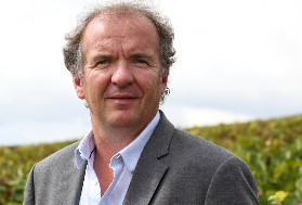 'Qui accepterait une retraite suspendue et continuer à cotiser jusqu’à sa mort ?' Pas les vignerons de Champagne qui mobilisent les députés