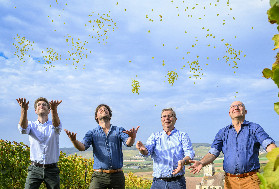 'On ne fait pas du vin pour soi. On le fait pour qu’un jour, quelqu’un, quelque part, soit touché.'