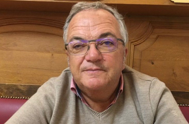 Bordeaux winegrower sues 2 negociants for buying bulk wine “at predatory prices”