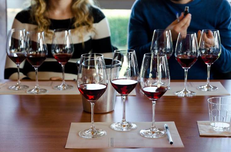 3 astuces pour terminer une dégustation de vin sans alcoolémie