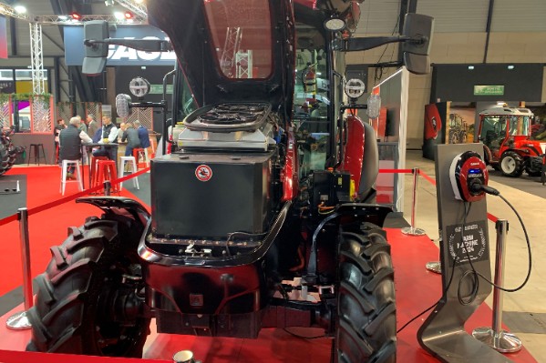 Les alternatives de tracteurs vignerons au GNR se bousculent au Sitevi
